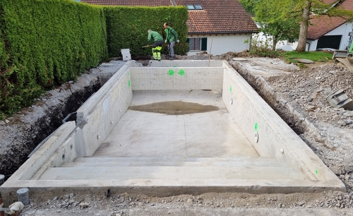 Luxsa Schwimmbadsanierung Pool Schweiz Kernbohrung 5